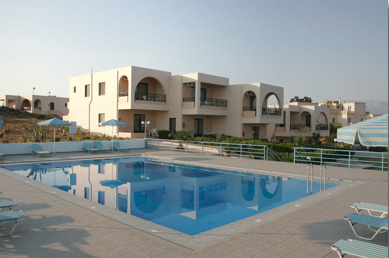 Nanakis Beach Apartments Stavrós Extérieur photo