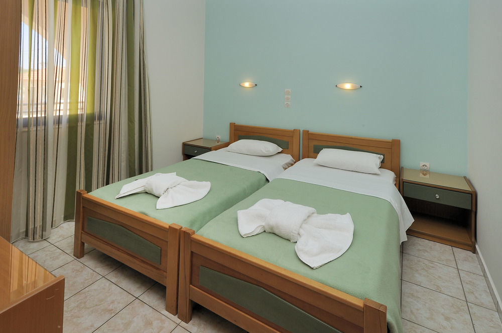 Nanakis Beach Apartments Stavrós Extérieur photo