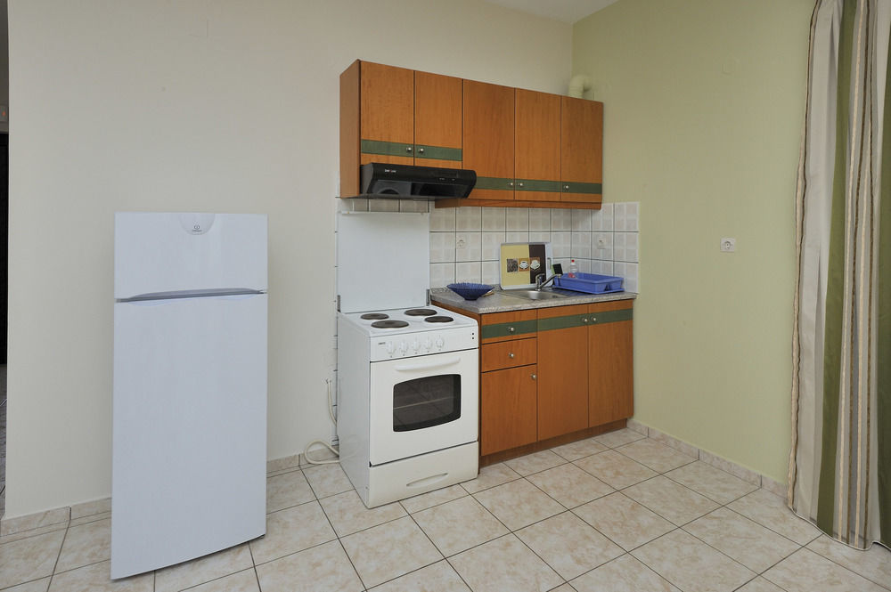 Nanakis Beach Apartments Stavrós Extérieur photo