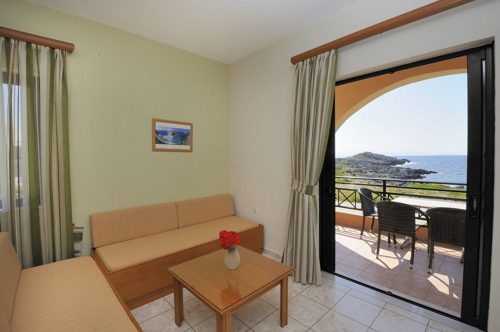 Nanakis Beach Apartments Stavrós Extérieur photo