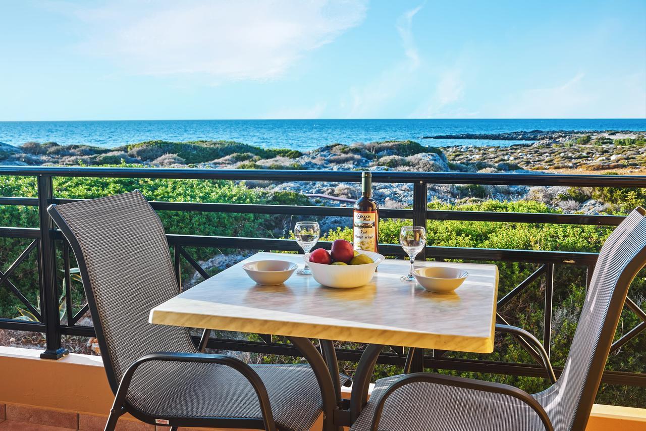 Nanakis Beach Apartments Stavrós Extérieur photo