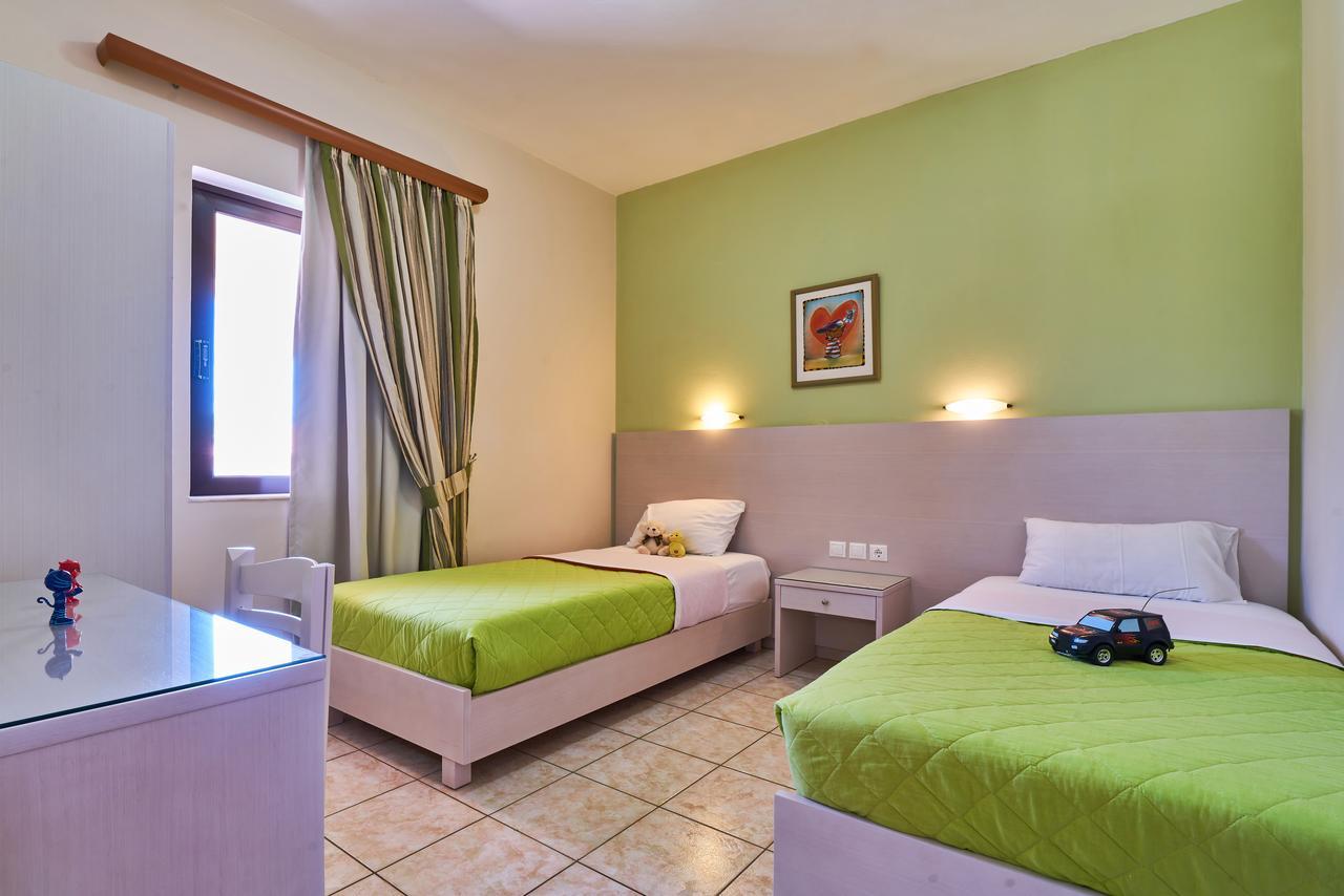 Nanakis Beach Apartments Stavrós Extérieur photo
