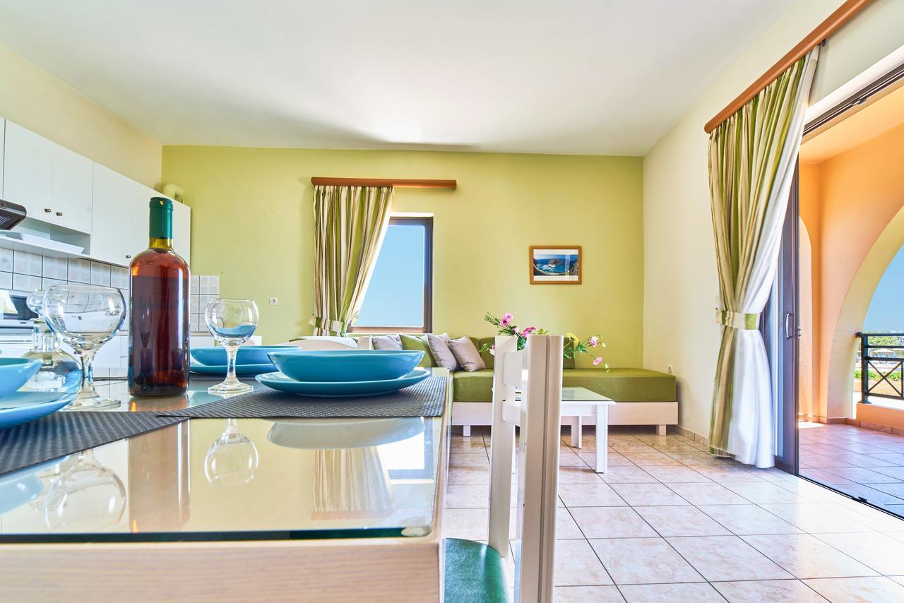 Nanakis Beach Apartments Stavrós Extérieur photo